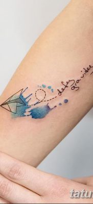 фото тату Бумажный самолетик от 23.01.2018 №033 — tattoo Paper airplane — tatufoto.com