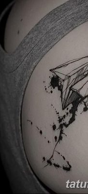 фото тату Бумажный самолетик от 23.01.2018 №042 — tattoo Paper airplane — tatufoto.com
