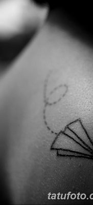 фото тату Бумажный самолетик от 23.01.2018 №060 — tattoo Paper airplane — tatufoto.com