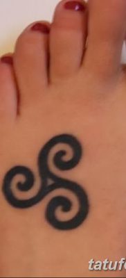фото тату трискели от 09.01.2018 №023 — triskelion tattoo — tatufoto.com