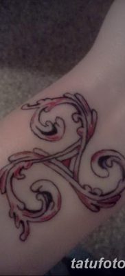 фото тату трискели от 09.01.2018 №074 — triskelion tattoo — tatufoto.com