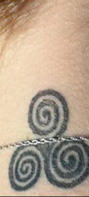 фото тату трискели от 09.01.2018 №078 — triskelion tattoo — tatufoto.com