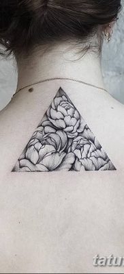 фото Значение тату три треугольника от 13.02.2018 №031 — three triangle tatto — tatufoto.com