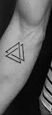 фото Значение тату три треугольника от 13.02.2018 №037 — three triangle tatto — tatufoto.com