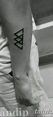 фото Значение тату три треугольника от 13.02.2018 №039 — three triangle tatto — tatufoto.com