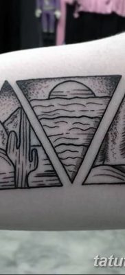 фото Значение тату три треугольника от 13.02.2018 №043 — three triangle tatto — tatufoto.com