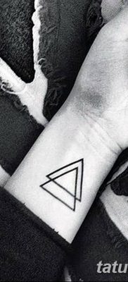 фото Значение тату три треугольника от 13.02.2018 №045 — three triangle tatto — tatufoto.com