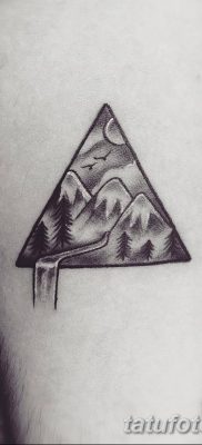 фото Значение тату три треугольника от 13.02.2018 №056 — three triangle tatto — tatufoto.com