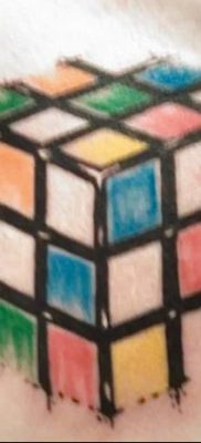фото тату Кубик Рубика от 24.02.2018 №008 — tattoo Rubik’s Cube — tatufoto.com