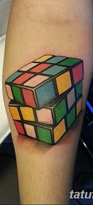 фото тату Кубик Рубика от 24.02.2018 №033 — tattoo Rubik’s Cube — tatufoto.com