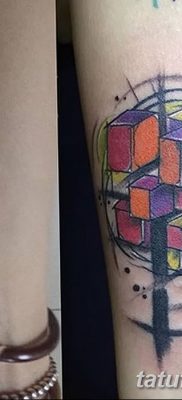 фото тату Кубик Рубика от 24.02.2018 №035 — tattoo Rubik’s Cube — tatufoto.com
