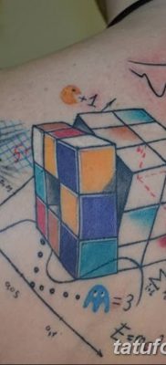 фото тату Кубик Рубика от 24.02.2018 №041 — tattoo Rubik’s Cube — tatufoto.com