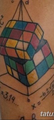 фото тату Кубик Рубика от 24.02.2018 №042 — tattoo Rubik’s Cube — tatufoto.com