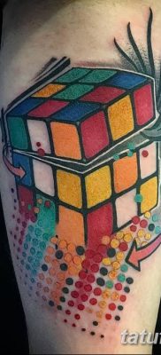 фото тату Кубик Рубика от 24.02.2018 №145 — tattoo Rubik’s Cube — tatufoto.com