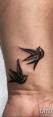 фото тату голубки от 02.02.2018 №043 — tattoo of the dove — tatufoto.com