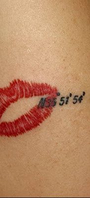 фото тату поцелуй от 21.02.2018 №018 — tattoo kiss — tatufoto.com
