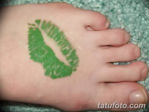 фото тату поцелуй от 21.02.2018 №025 - tattoo kiss - tatufoto.com