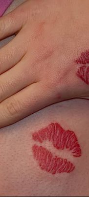 фото тату поцелуй от 21.02.2018 №046 — tattoo kiss — tatufoto.com