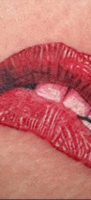 фото тату поцелуй от 21.02.2018 №054 — tattoo kiss — tatufoto.com