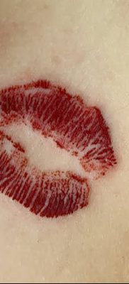 фото тату поцелуй от 21.02.2018 №082 — tattoo kiss — tatufoto.com