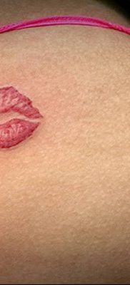фото тату поцелуй от 21.02.2018 №099 — tattoo kiss — tatufoto.com