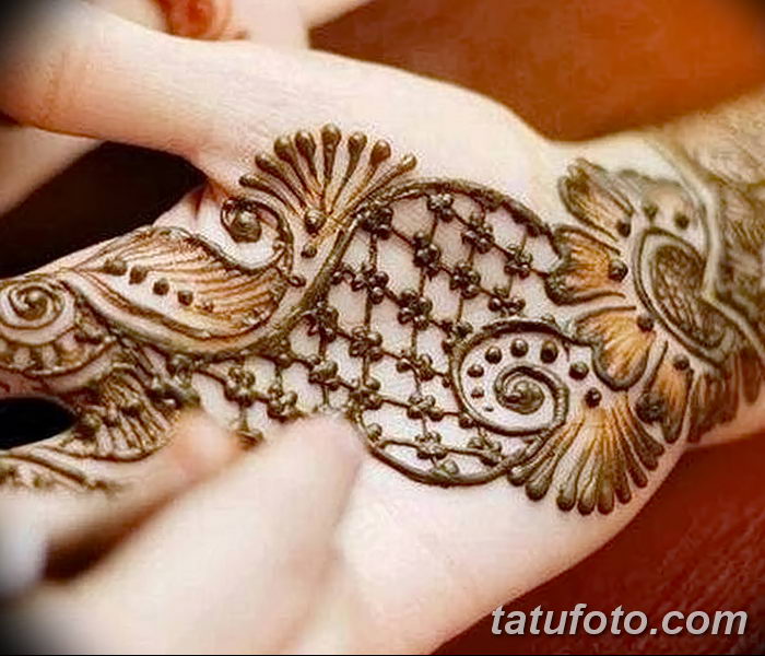 фото Мехенди на кисти от 09.04.2018 №010 - Mehendi on the Brush - tatufoto.com