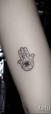 фото тату Рука Фатимы от 24.04.2018 №084 — tattoo Hand of Fatima (hamsa) — tatufoto.com
