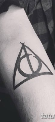 фото тату треугольник и круг от 21.04.2018 №001 — triangle and circle tattoo — tatufoto.com
