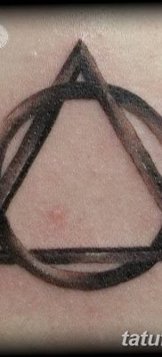 фото тату треугольник и круг от 21.04.2018 №009 — triangle and circle tattoo — tatufoto.com