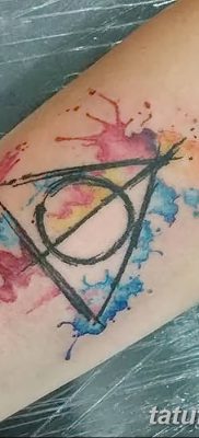 фото тату треугольник и круг от 21.04.2018 №064 — triangle and circle tattoo — tatufoto.com