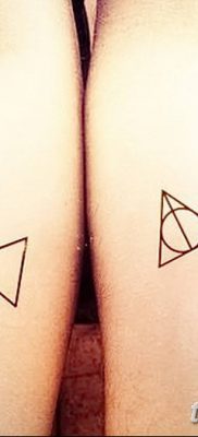 фото тату треугольник и круг от 21.04.2018 №091 — triangle and circle tattoo — tatufoto.com