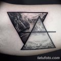 фото тату треугольник с линией от 16.04.2018 №005 - triangle tattoo with line - tatufoto.com