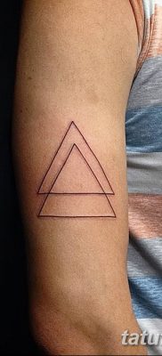 фото тату треугольник с линией от 16.04.2018 №054 — triangle tattoo with line — tatufoto.com