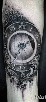 фото тату часы и пирамида от 08.05.2018 №040 — tattoo clock and pyramid — tatufoto.com