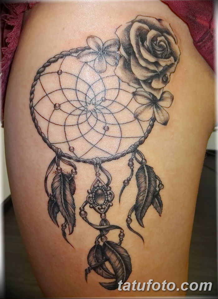 Tattoo traumfänger schulter