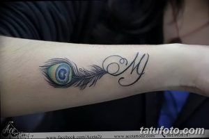 фото тату перо павлина от 26.06.2018 №071 - tattoo peacock feather - tatufoto.com