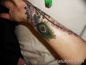 фото тату перо павлина от 26.06.2018 №128 - tattoo peacock feather - tatufoto.com