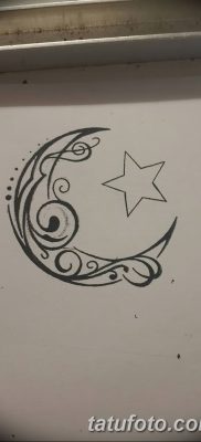 фото тату полумесяц со звездой от 26.06.2018 №004 — tattoo crescent with a — tatufoto.com