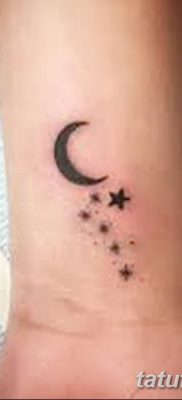 фото тату полумесяц со звездой от 26.06.2018 №073 — tattoo crescent with a — tatufoto.com