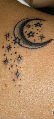 фото тату полумесяц со звездой от 26.06.2018 №091 — tattoo crescent with a — tatufoto.com