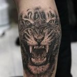 фото татуировка оскал тигра от 01.06.2018 №051 - tiger tattoo - tatufoto.com