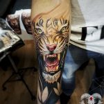 фото татуировка оскал тигра от 01.06.2018 №061 - tiger tattoo - tatufoto.com