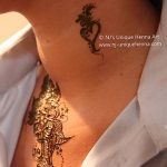 Фото Мехенди на шее от 02.08.2018 №044 - Mehendi on the neck - tatufoto.com