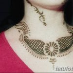 Фото Мехенди на шее от 02.08.2018 №131 - Mehendi on the neck - tatufoto.com