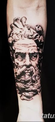 Фото тату Зевс от 08.08.2018 №189 — tattoo Zeus — tatufoto.com