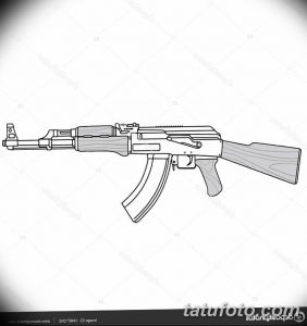 Черно-белый контурный рисунок татуировки автомата Калашникова, выполненный в минималистичном стиле. Идеальный эскиз для любителей оружия и лаконичных тату.