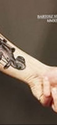 Фото тату виолончель от 04.08.2018 №044 — tattoo cello — tatufoto.com