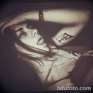 Фото тату виолончель от 04.08.2018 №068 - tattoo cello - tatufoto.com