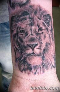 Фото тату голова льва от 08.08.2018 №150 - tattoo head of a lion - tatufoto.com