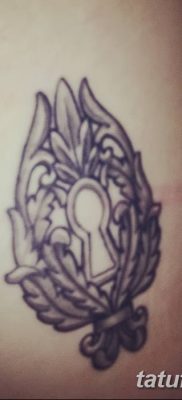 Фото тату замочная скважина 25.08.2018 №175 — keyhole tattoo — tatufoto.com